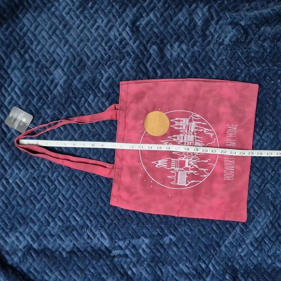 Harry Potter Bioworld "Hogwarts Is My Home" Tote Bag, New With Tags - Picture 5 of 16